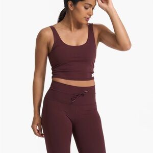 Vuori Daily Crop Tank Ruby XS